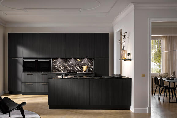 Dark Kitchen - Black Fine Oak