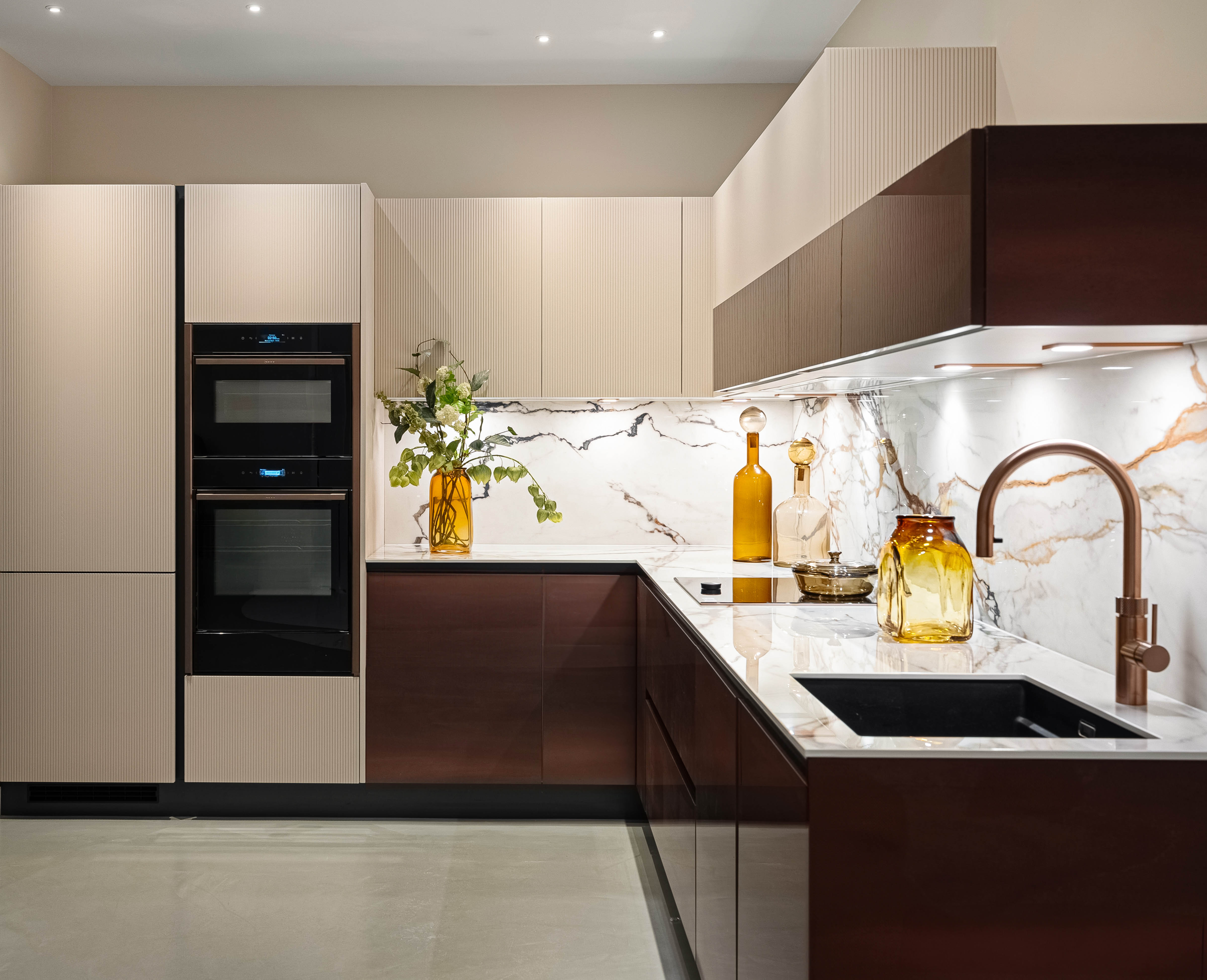 Stirabout & Croma Peach Gloss Kitchen in Chingford